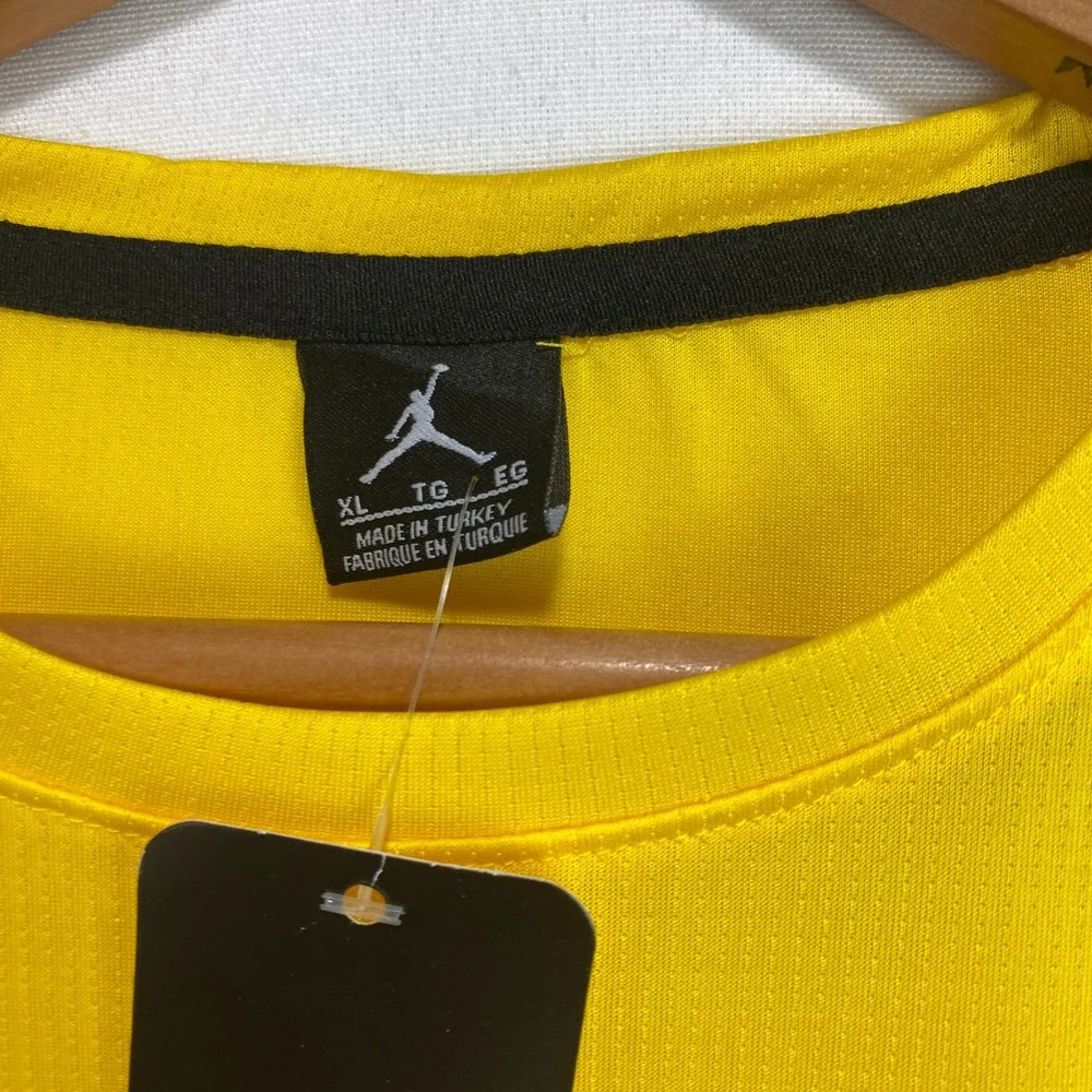 Jordan Mens XL Yellow Jumpman 23 Graphic Short Sleeve Athletic T-Shirt NWT
